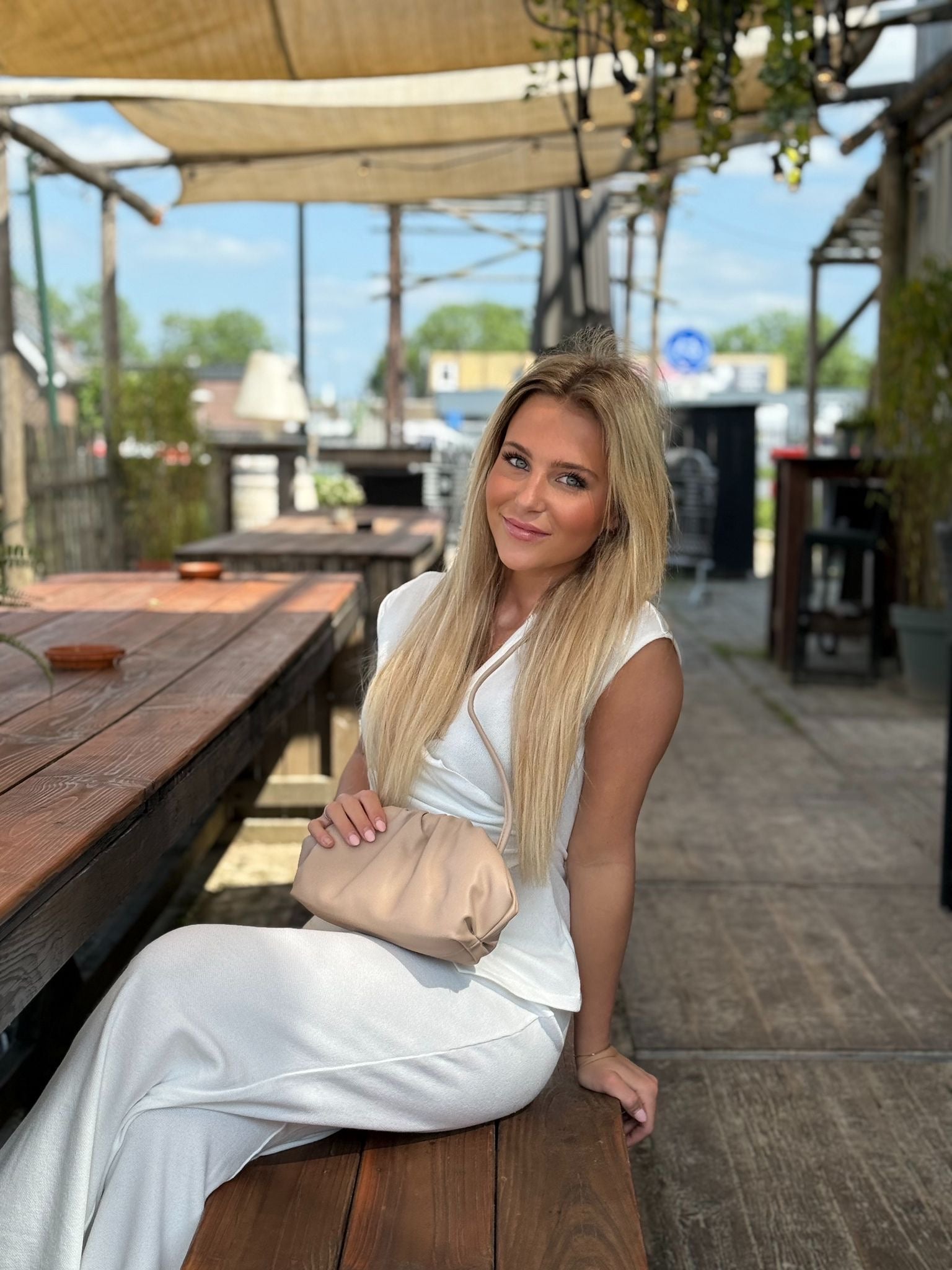 Flo schoudertas met plooien Beige